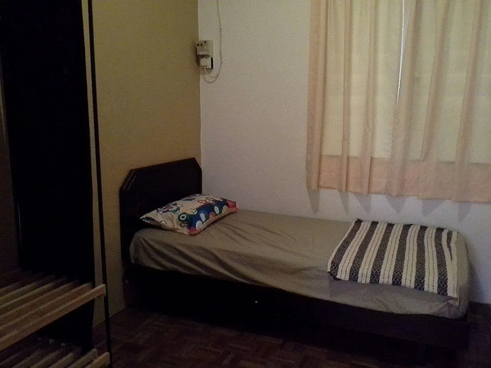 Sunshine Bayu Emas Apartment Бату-Ферринги