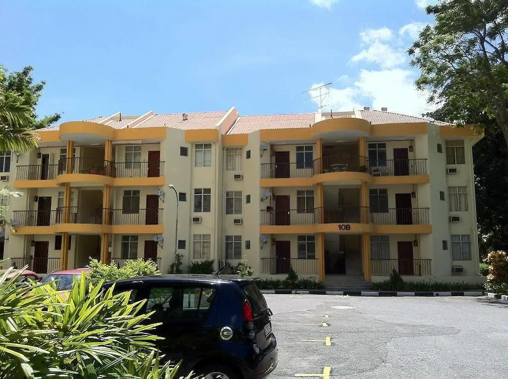 Sunshine Bayu Emas Apartment Бату-Ферринги
